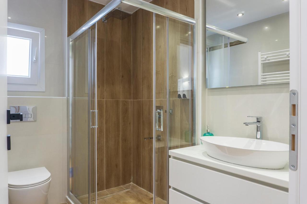 New Modern Style Next To The Train Station Appartement Thessaloniki